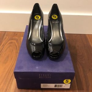 NWT Stuart Weitzman black patent heels